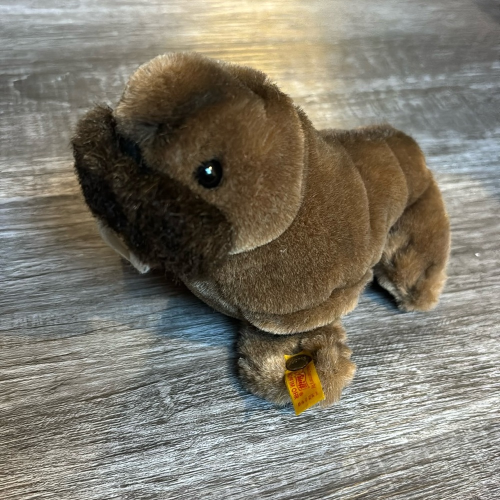 Vintage Steiff Walrus